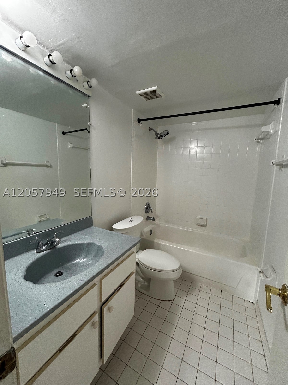 Miami FL 33196 - A12057949