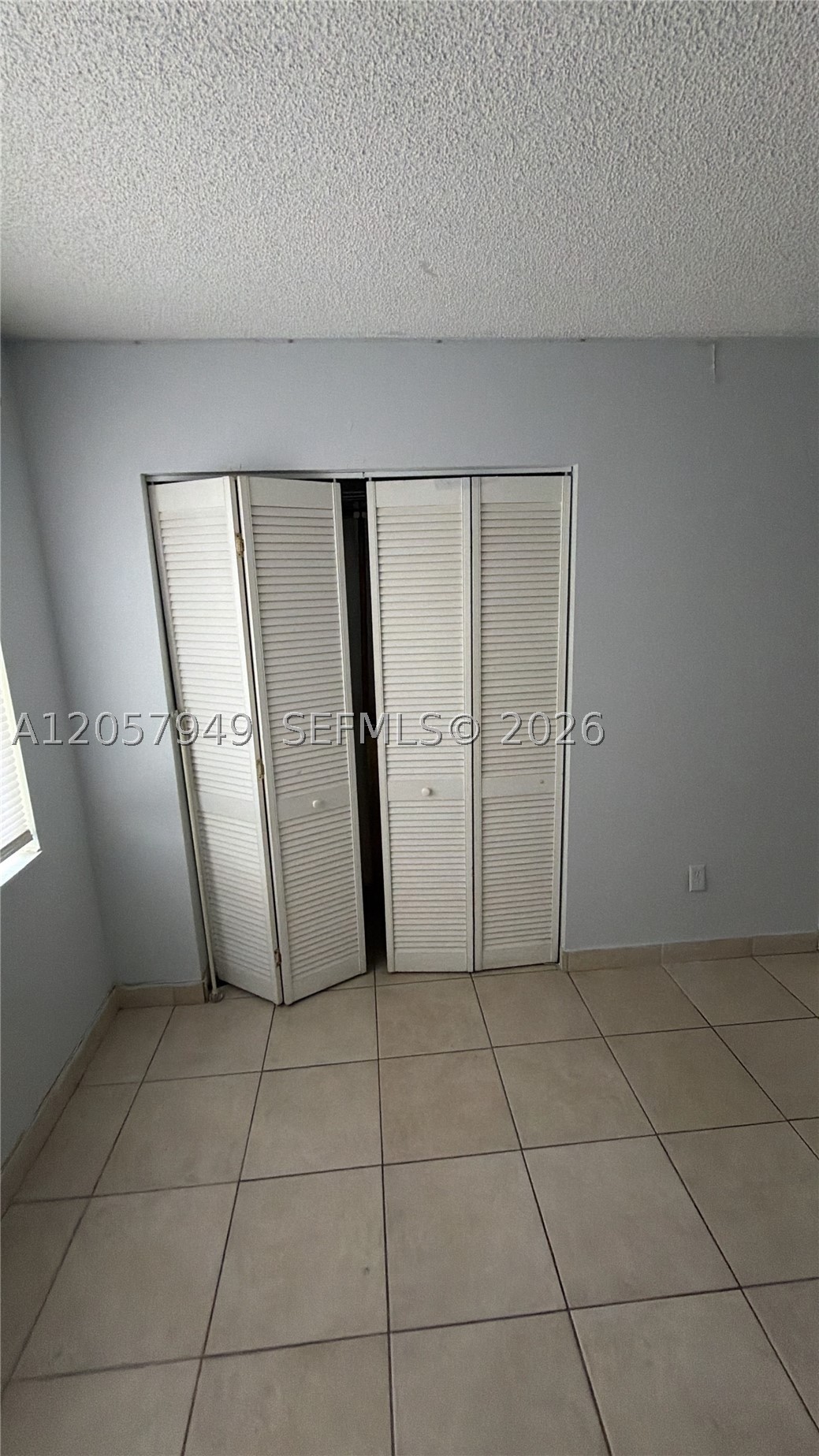 Miami FL 33196 - A12057949