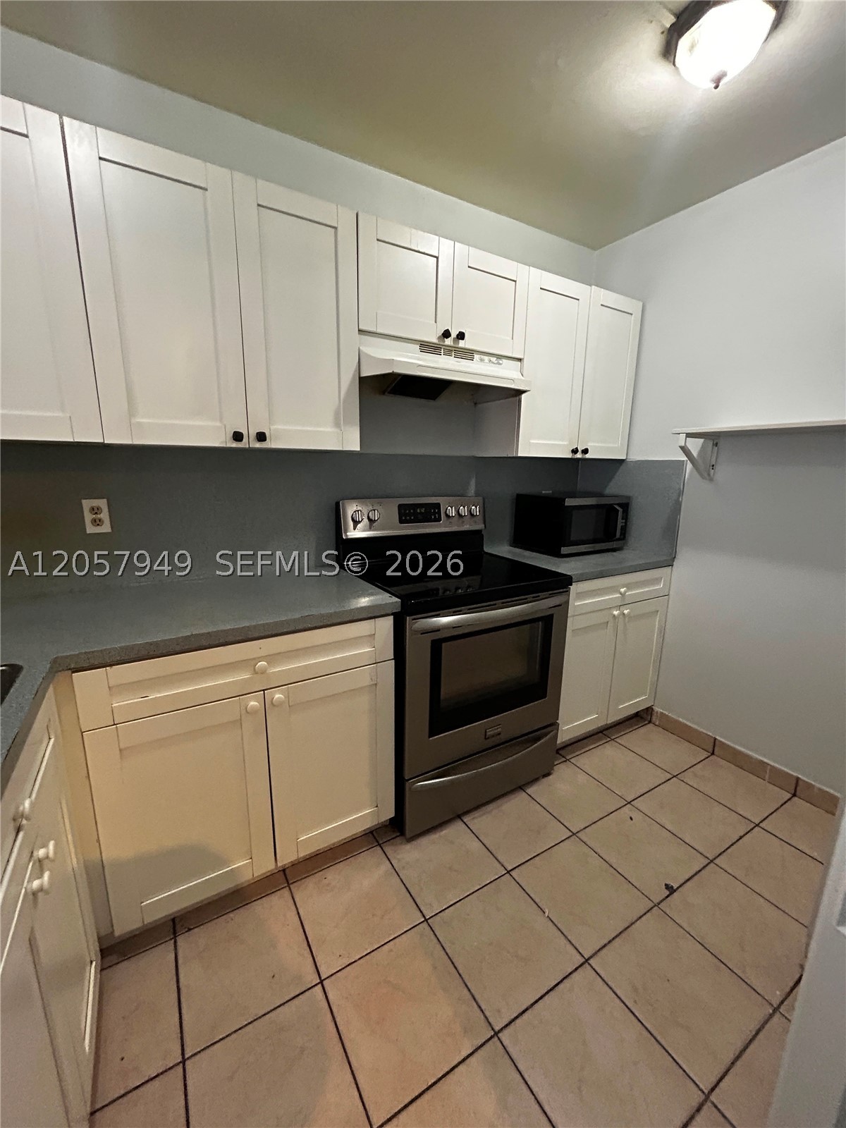 Miami FL 33196 - A12057949