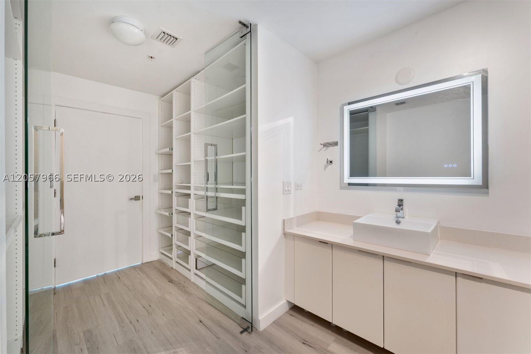 3301 NE 1st Ave #M0501, Miami FL 33137