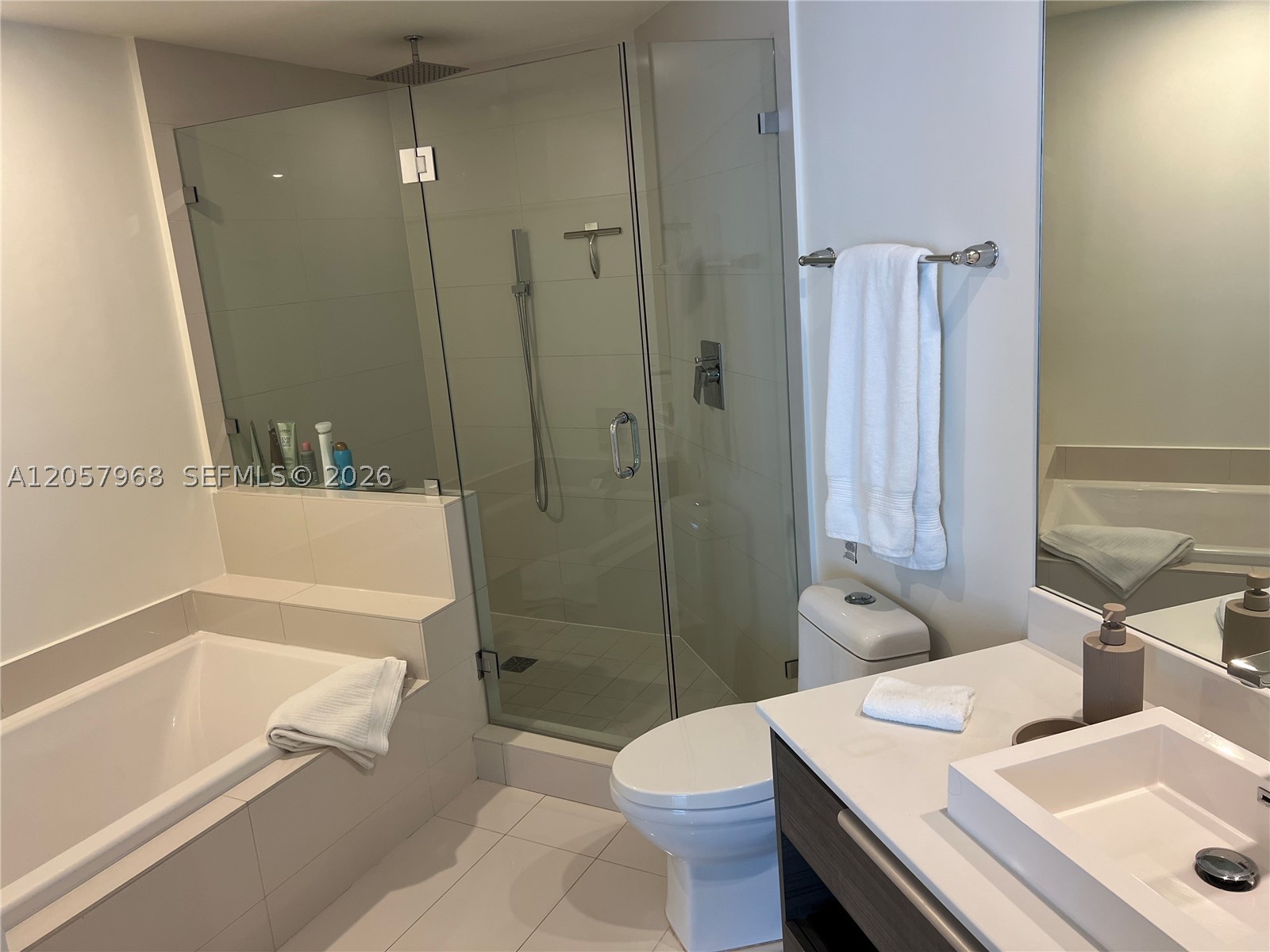 1100 S Miami Ave #2910, Miami FL 33130