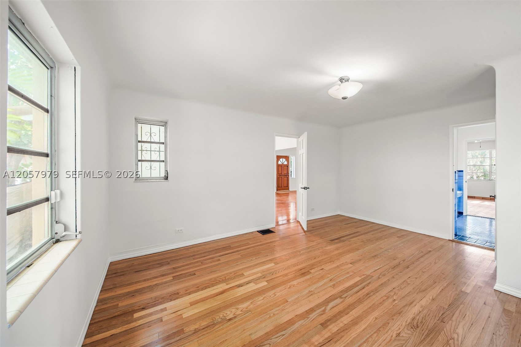 5842 Alton Rd, Miami Beach FL 33140