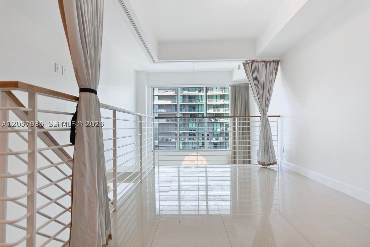 60 SW 13th St #3022, Miami FL 33130