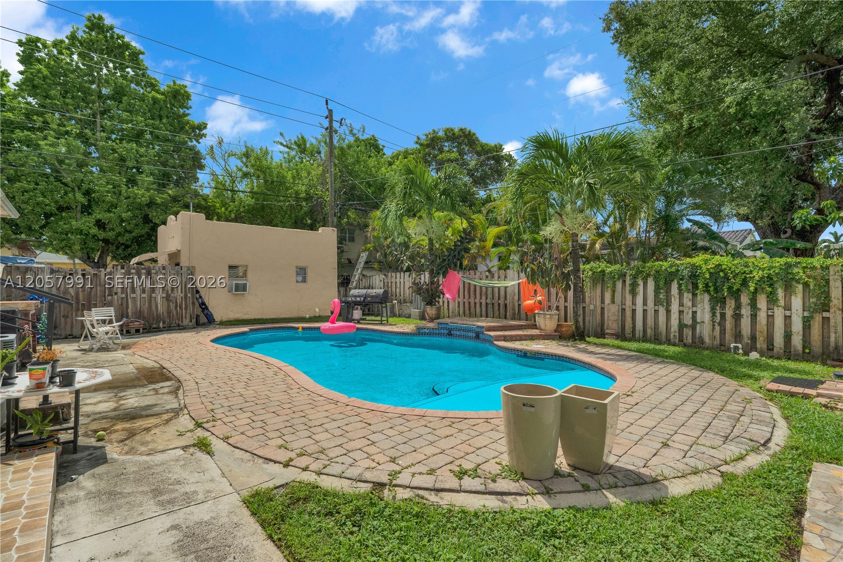 2204 SW 11th Ter, Miami FL 33135
