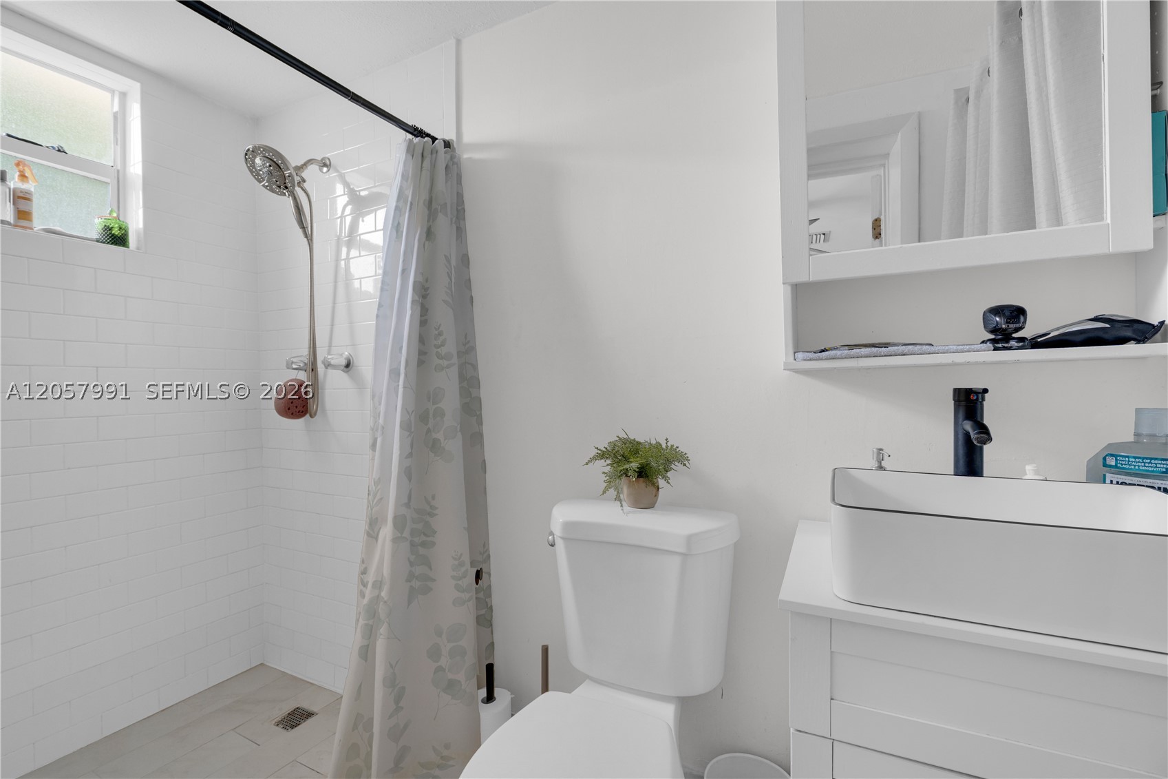 2204 SW 11th Ter, Miami FL 33135