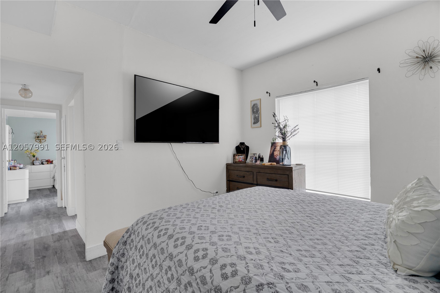 2204 SW 11th Ter, Miami FL 33135