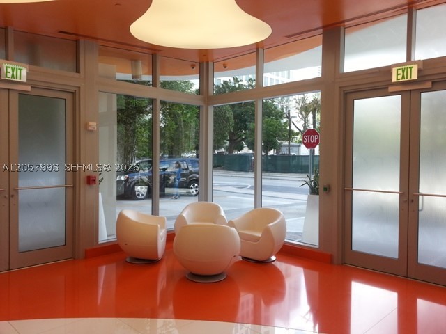 31 SE 6 street #706, Miami FL 33131