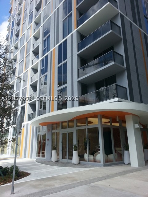 31 SE 6 street #706, Miami FL 33131