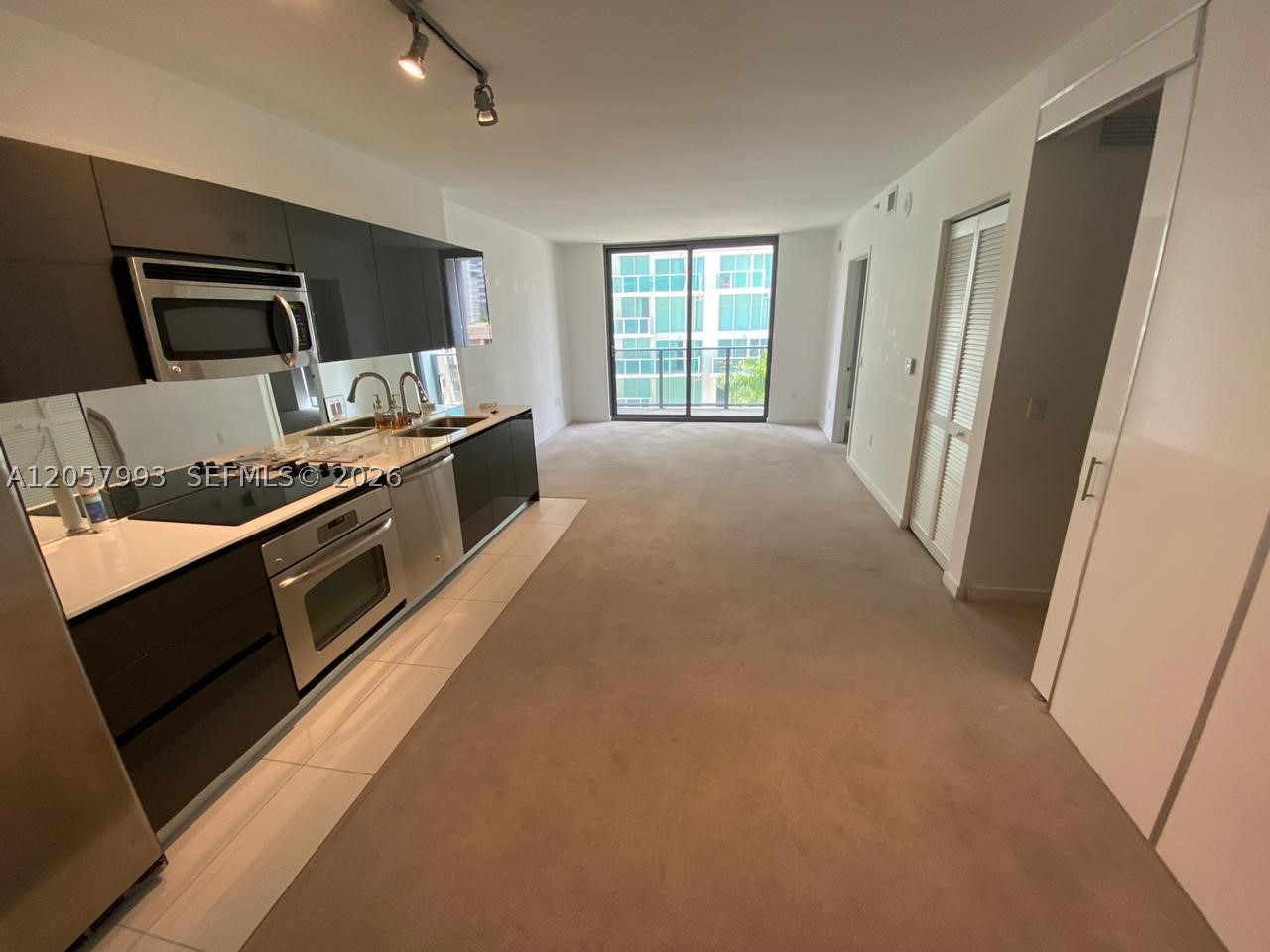 31 SE 6 street #706, Miami FL 33131