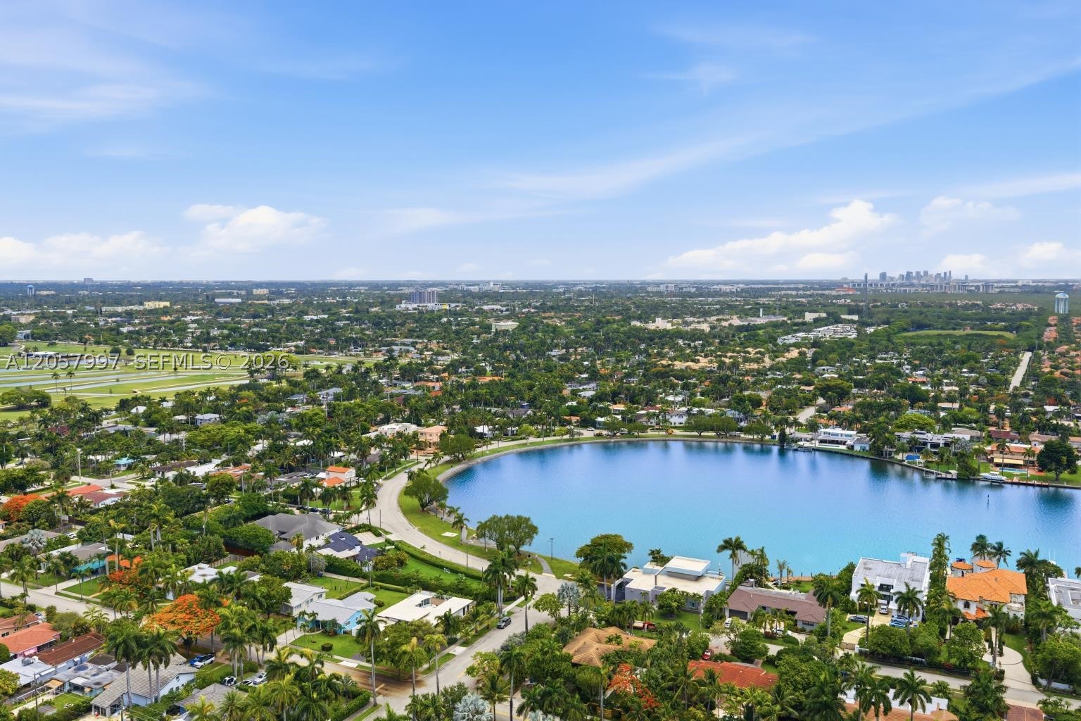 1204 S Northlake Dr, Hollywood FL 33019