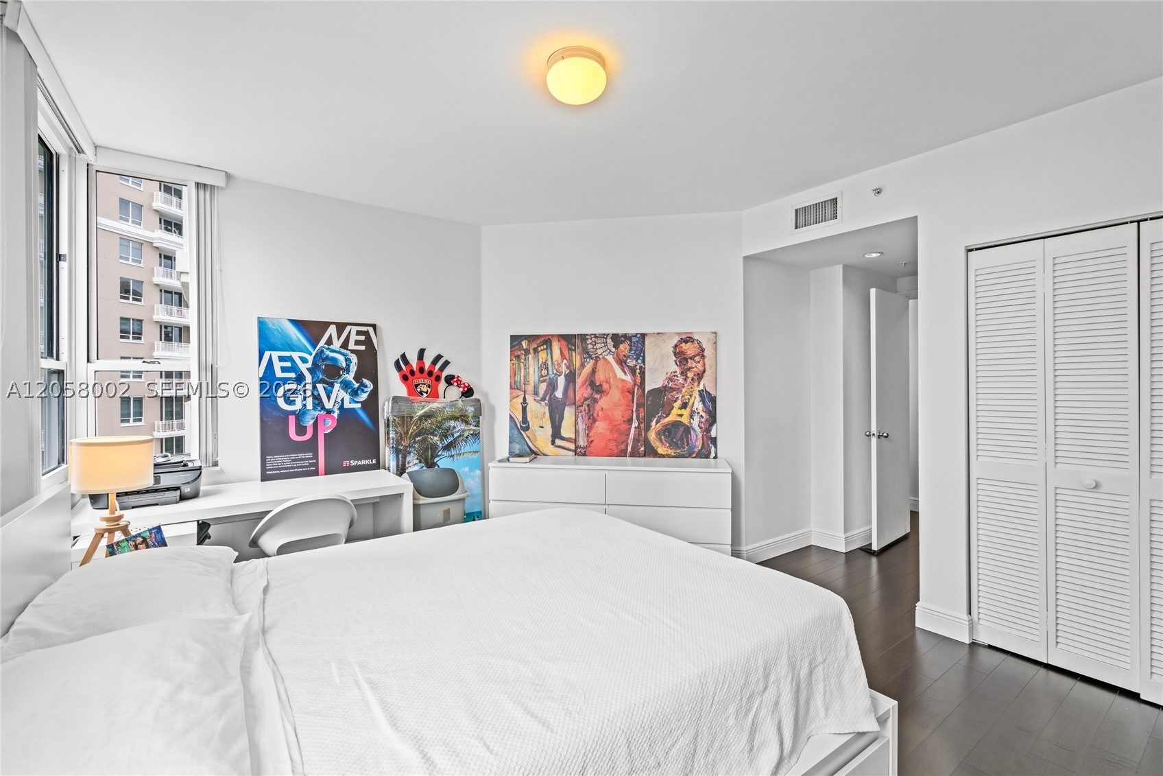 701 Brickell Key Blvd #604, Miami FL 33131