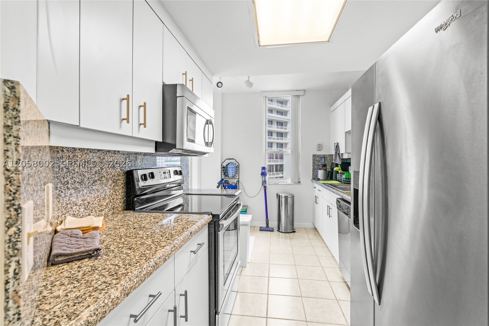 701 Brickell Key Blvd #604, Miami FL 33131