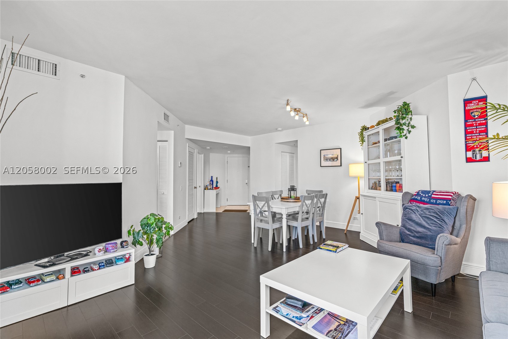 701 Brickell Key Blvd #604, Miami FL 33131