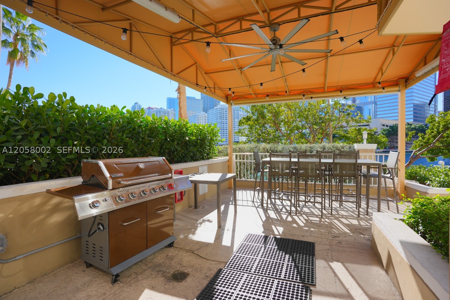 701 Brickell Key Blvd #604, Miami FL 33131