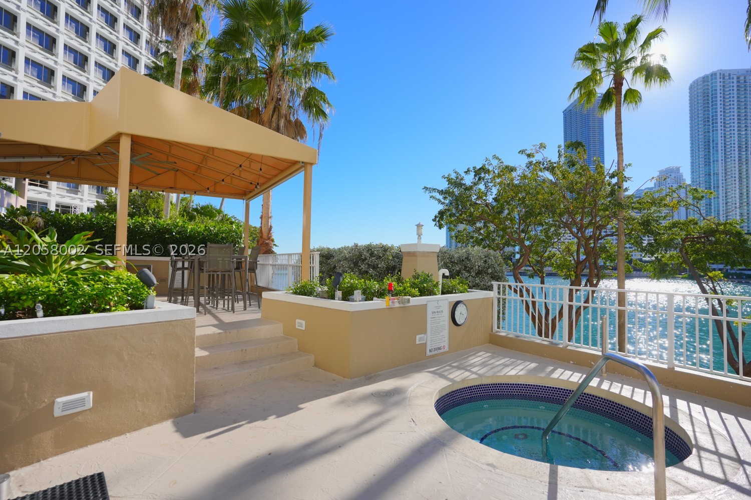 701 Brickell Key Blvd #604, Miami FL 33131