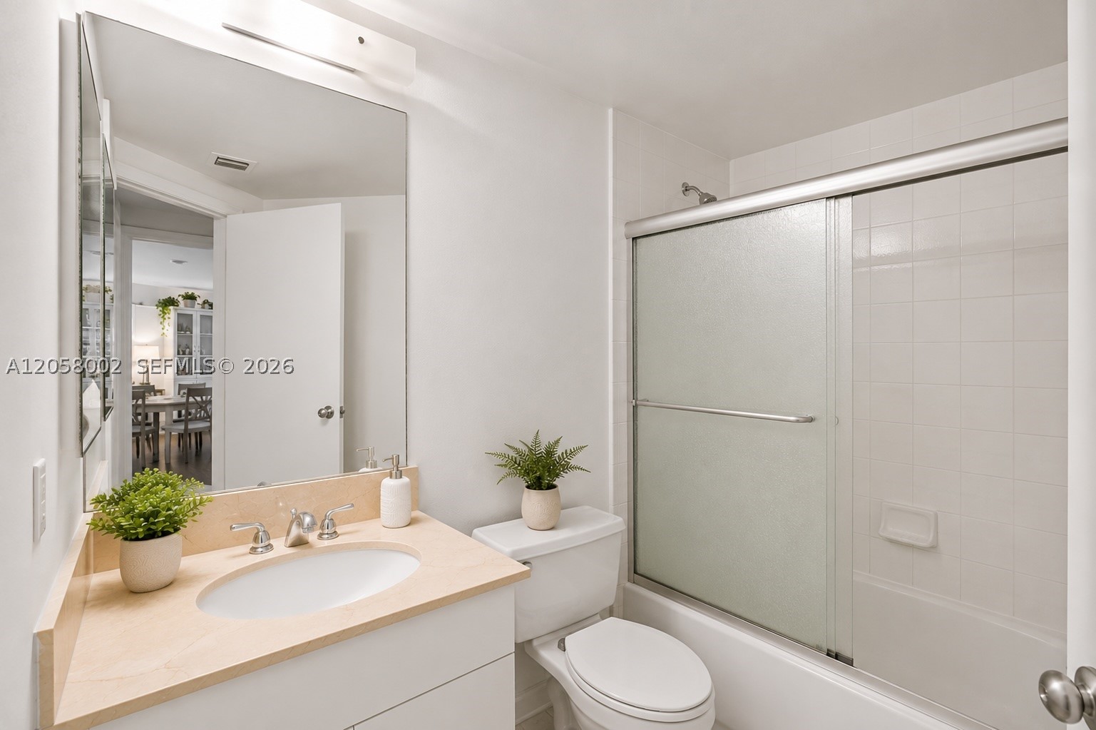 701 Brickell Key Blvd #604, Miami FL 33131