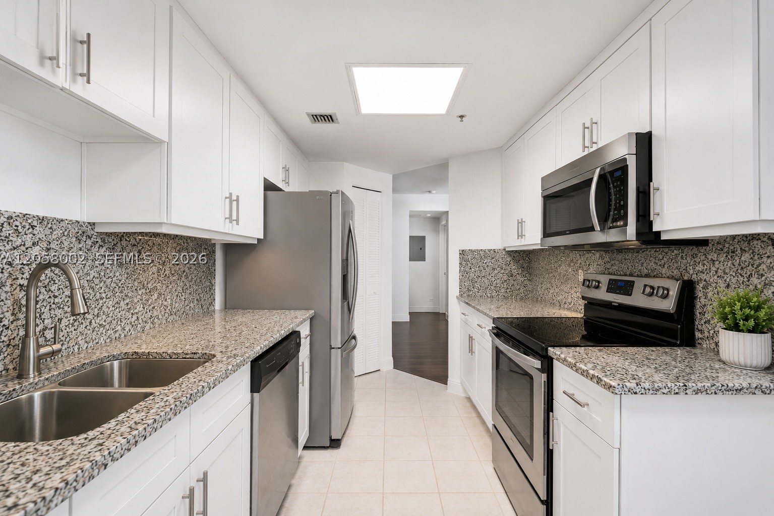 701 Brickell Key Blvd #604, Miami FL 33131