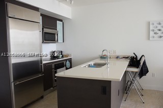 55 SE 6th St #3906W, Miami FL 33131