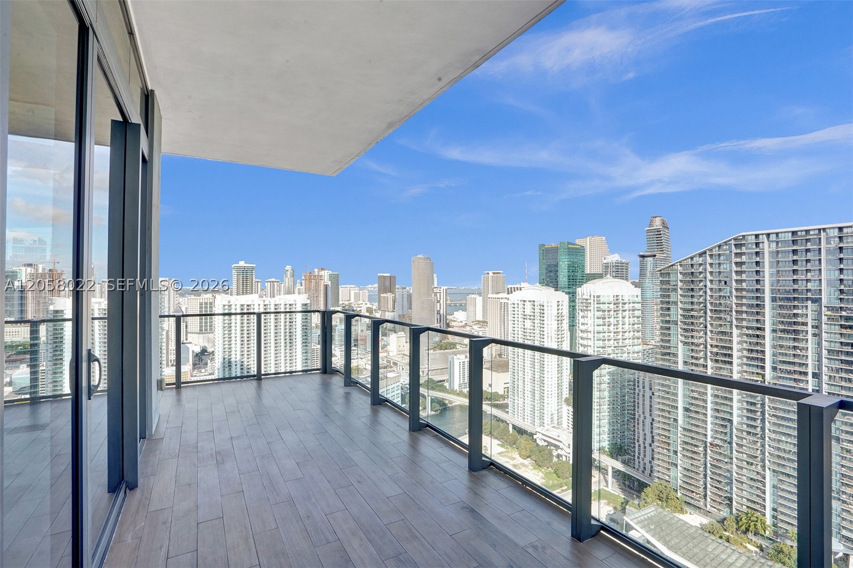 88 SW 7th St #4011, Miami FL 33130