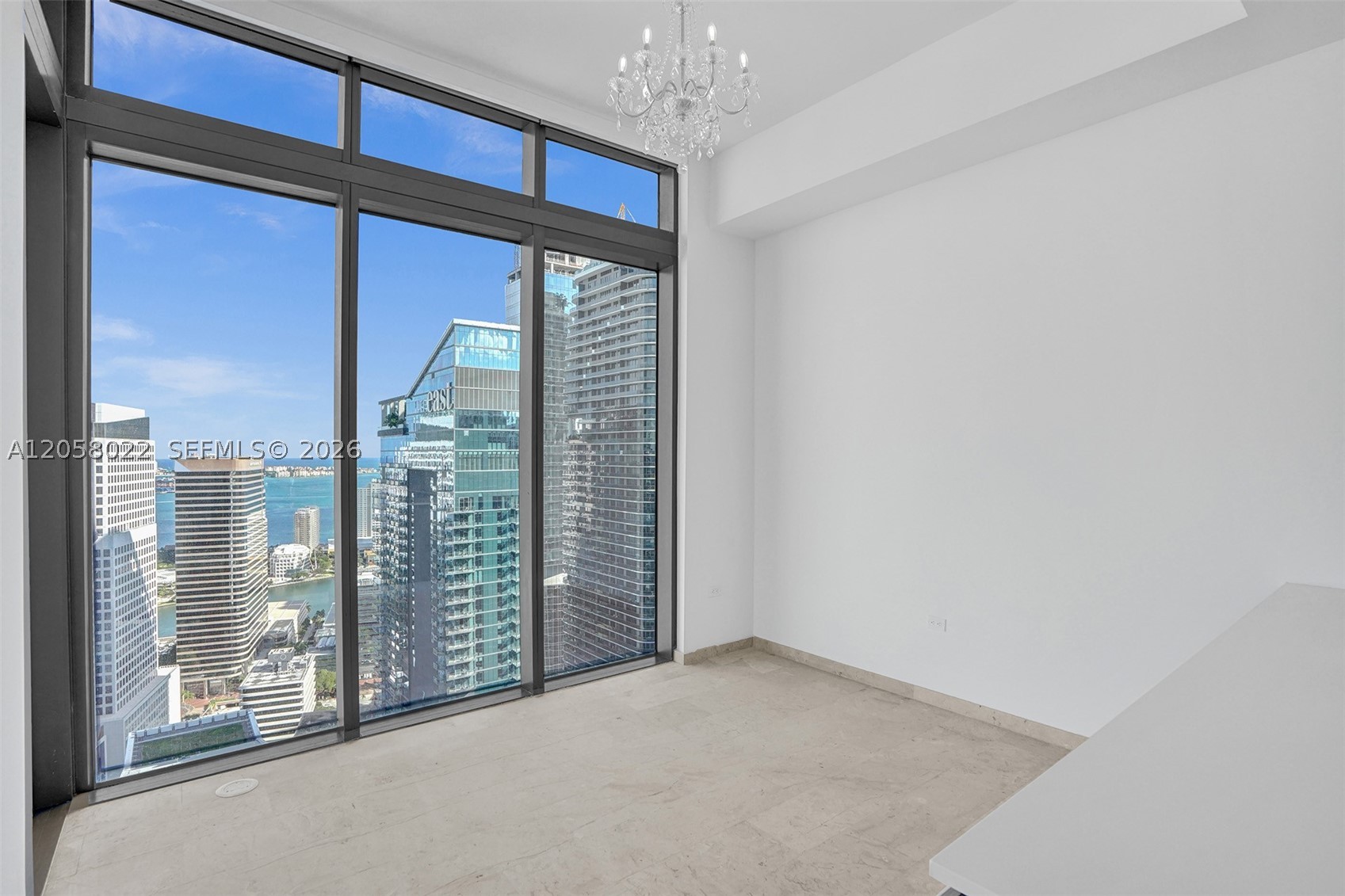 88 SW 7th St #4011, Miami FL 33130