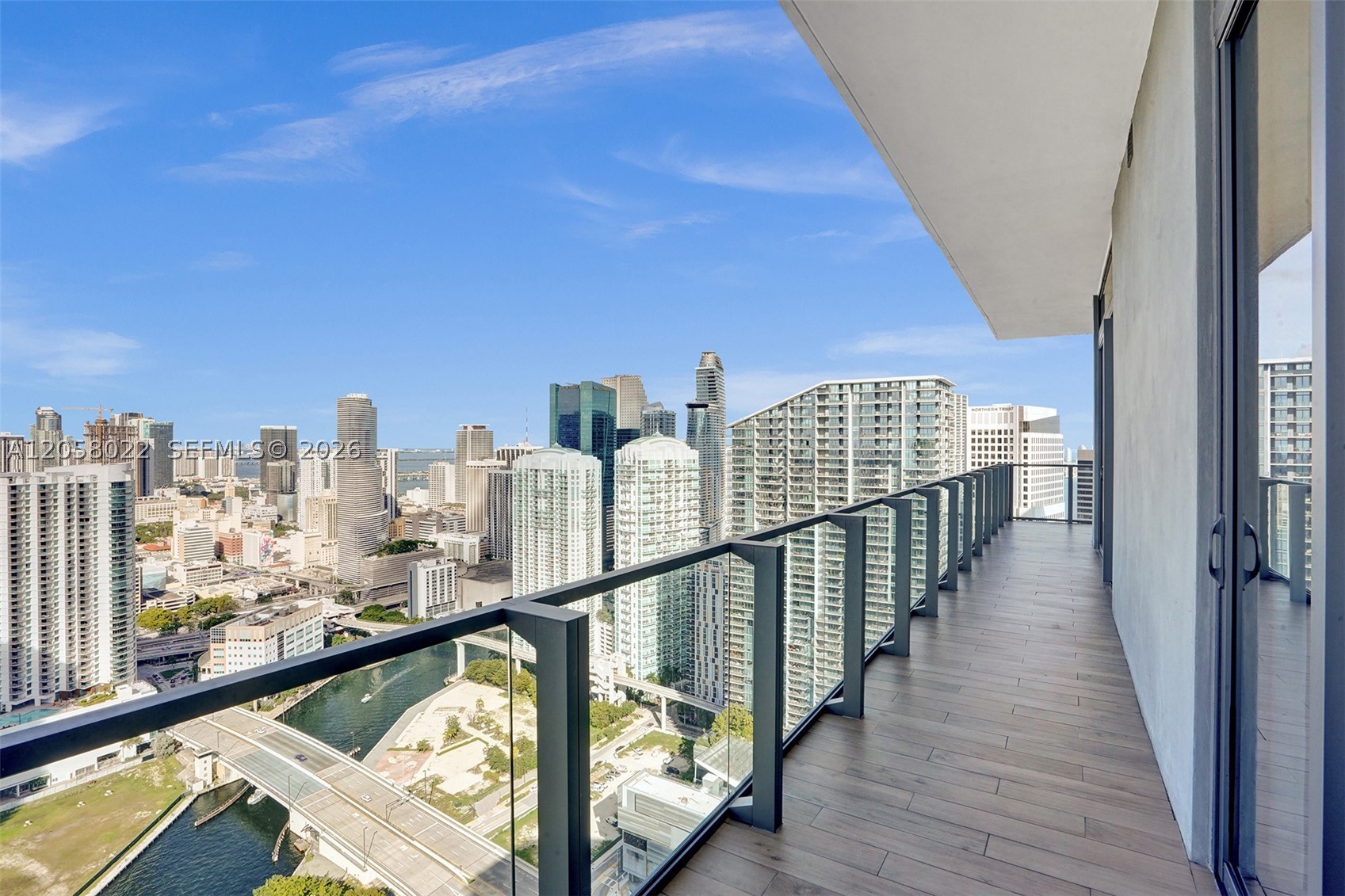 88 SW 7th St #4011, Miami FL 33130