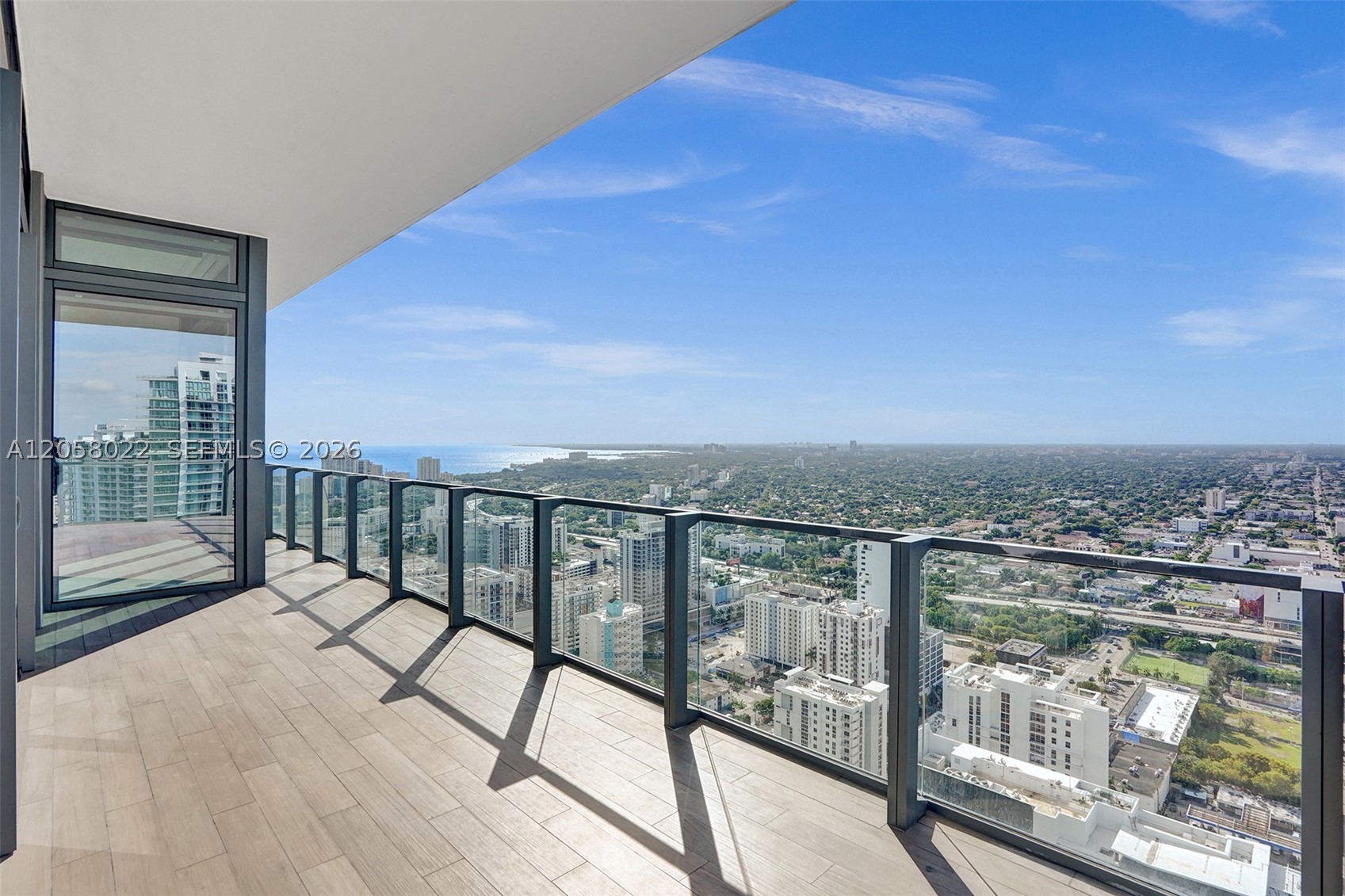 88 SW 7th St #4011, Miami FL 33130
