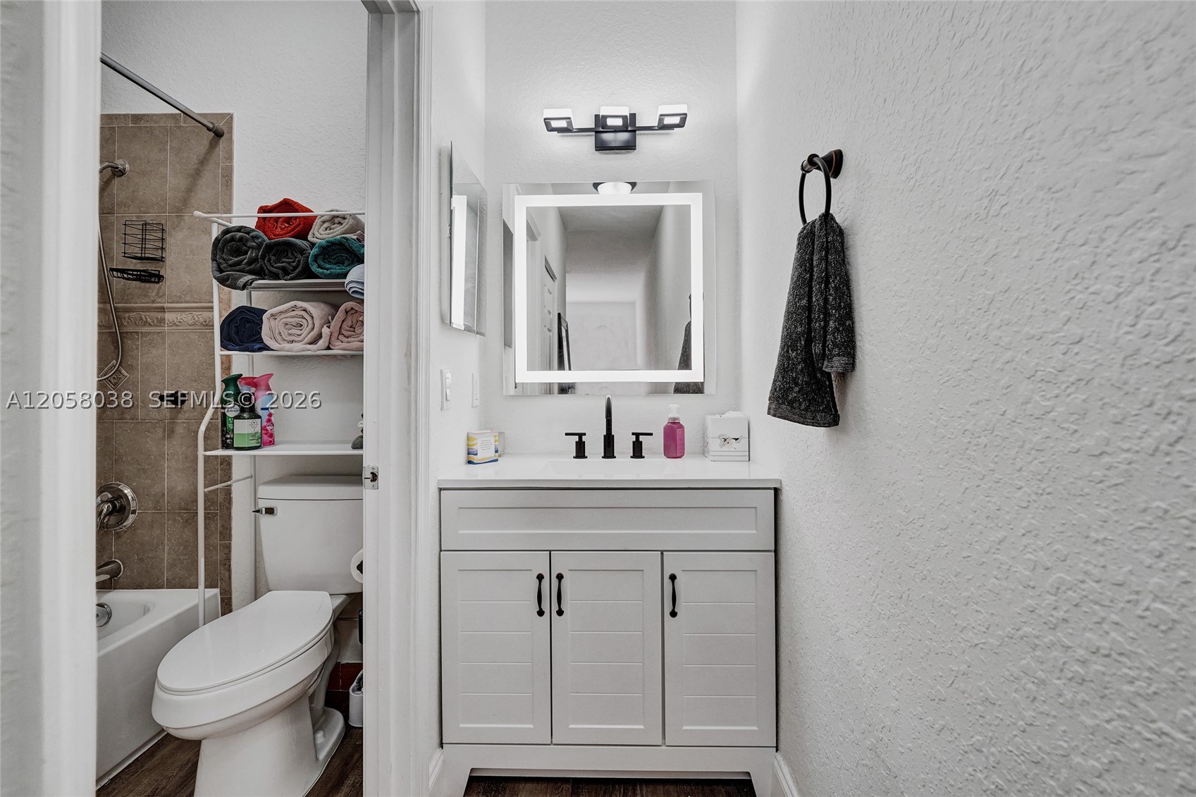 1315 N Santa Catalina Cir #1315, North Lauderdale FL 33068