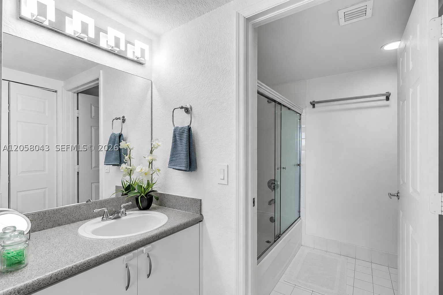 816 NW 11th St #607, Miami FL 33136