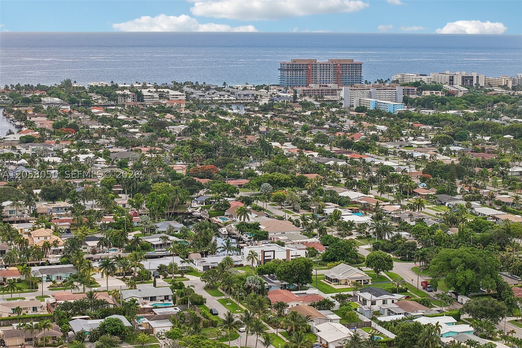 1304 SE 10th Ter, Deerfield Beach FL 33441