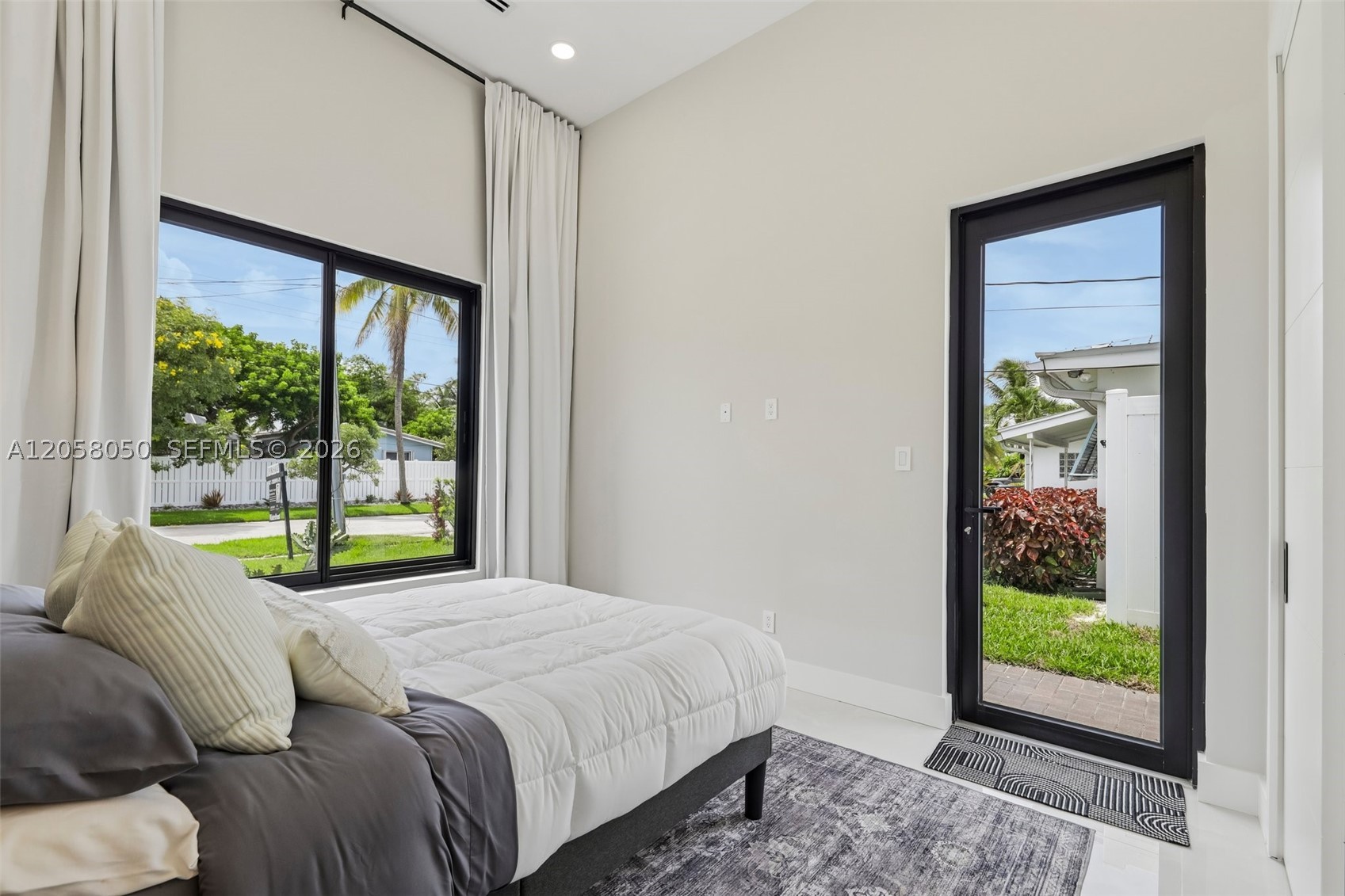 1304 SE 10th Ter, Deerfield Beach FL 33441
