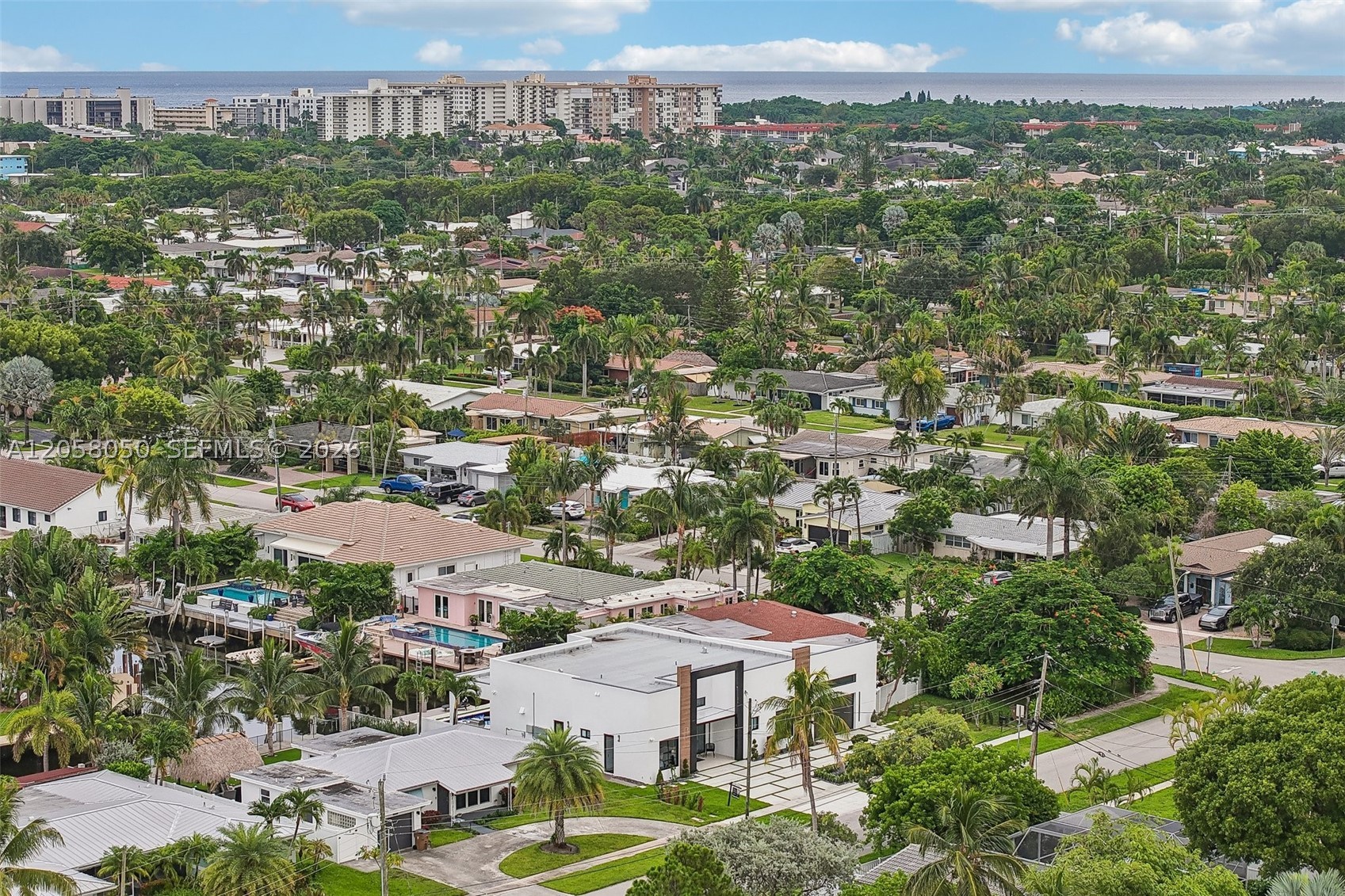 1304 SE 10th Ter, Deerfield Beach FL 33441