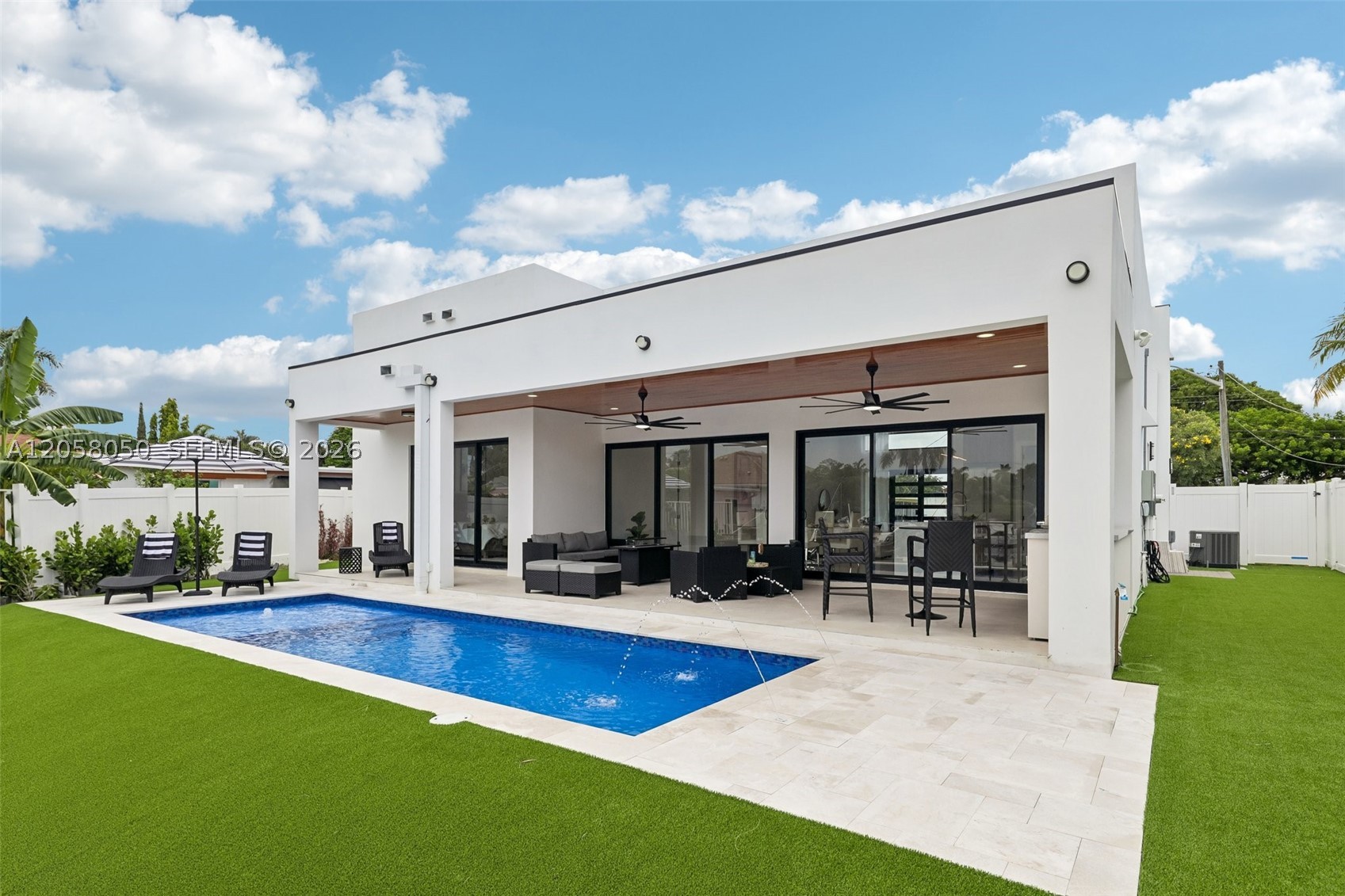 1304 SE 10th Ter, Deerfield Beach FL 33441