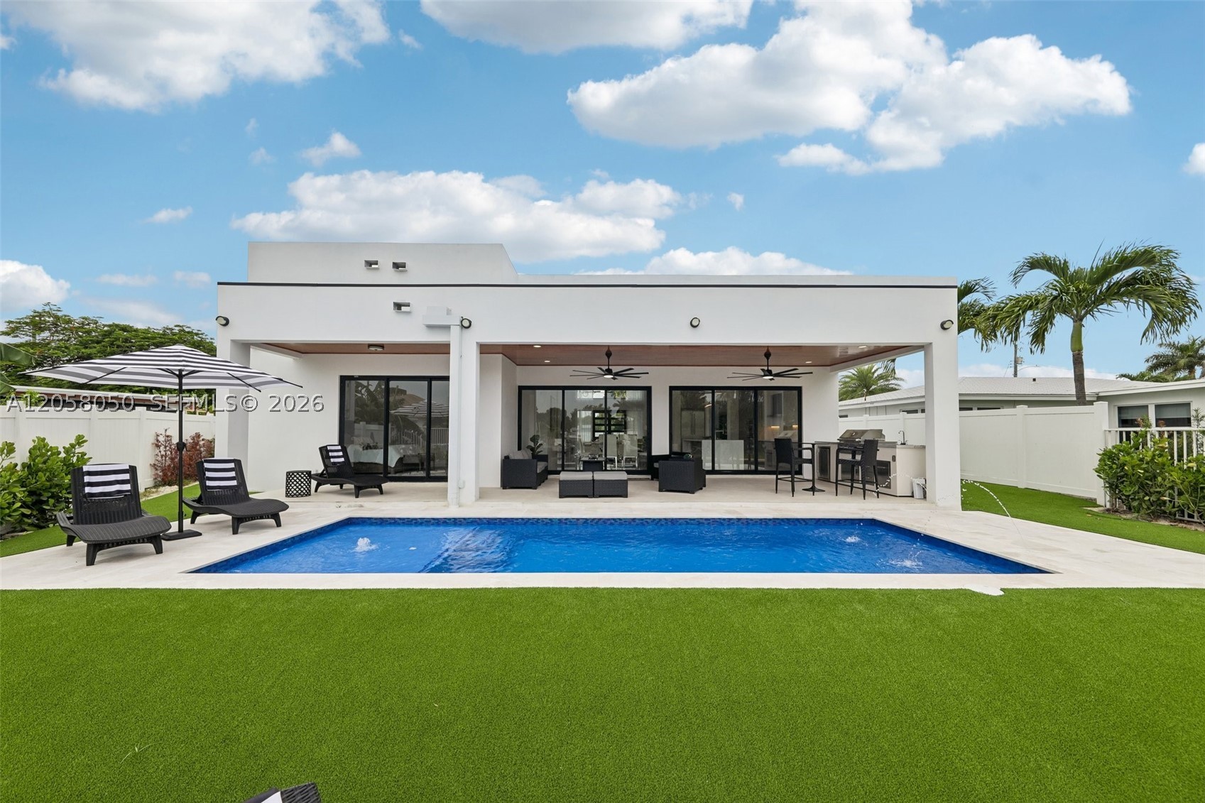 1304 SE 10th Ter, Deerfield Beach FL 33441
