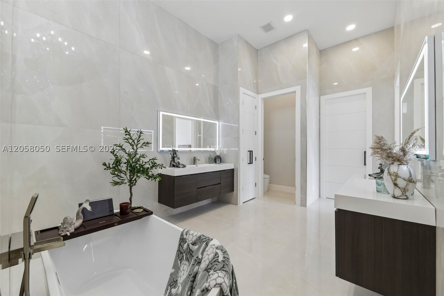 1304 SE 10th Ter, Deerfield Beach FL 33441