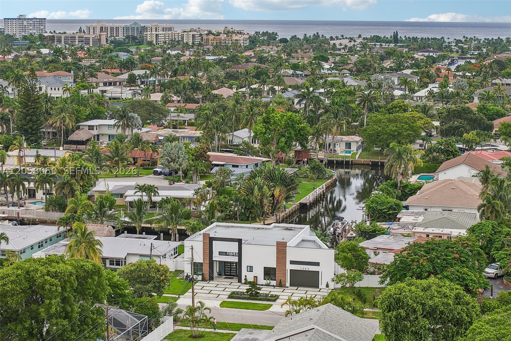 1304 SE 10th Ter, Deerfield Beach FL 33441