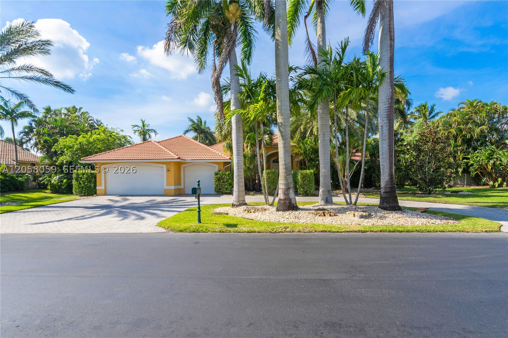 2161 SW 131st Ter, Davie FL 33325