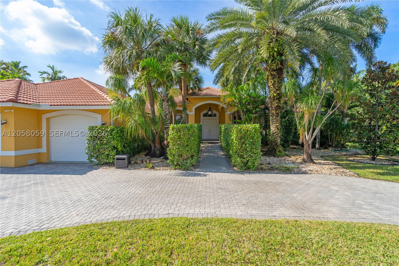 2161 SW 131st Ter, Davie FL 33325