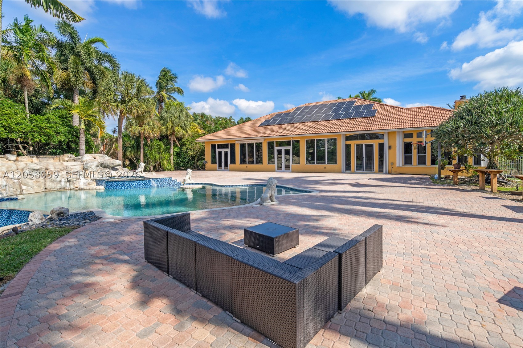 2161 SW 131st Ter, Davie FL 33325