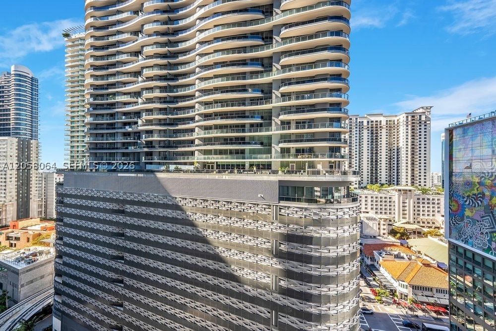 1010 Brickell Ave #1810, Miami FL 33131
