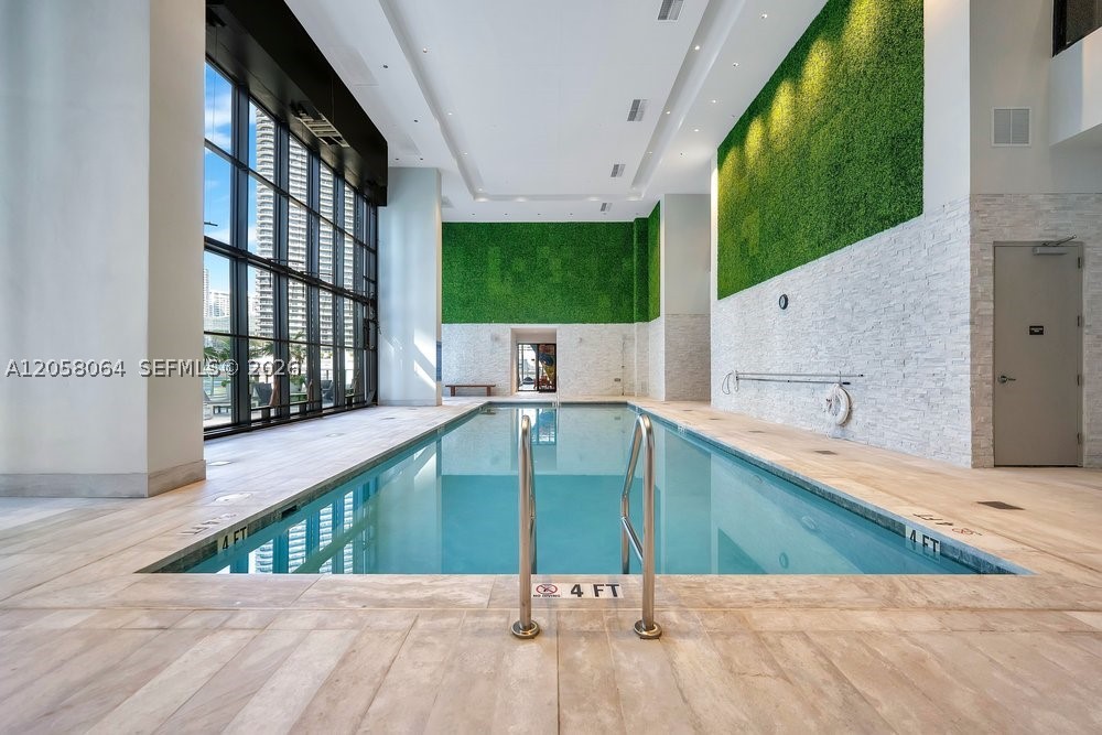 1010 Brickell Ave #1810, Miami FL 33131