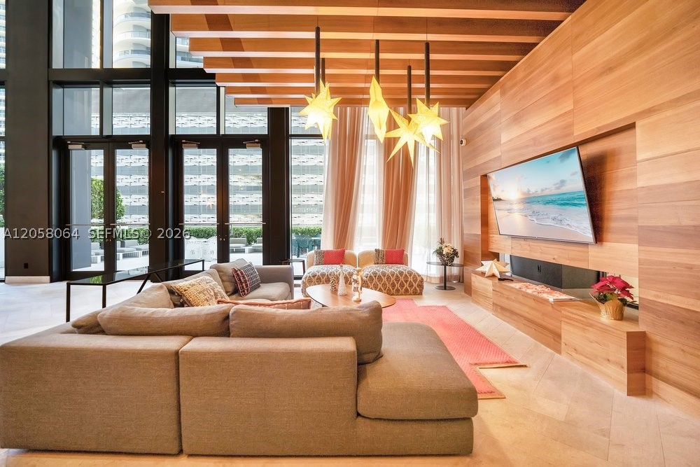 1010 Brickell Ave #1810, Miami FL 33131