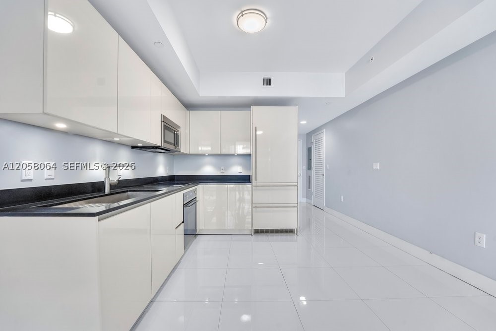 1010 Brickell Ave #1810, Miami FL 33131
