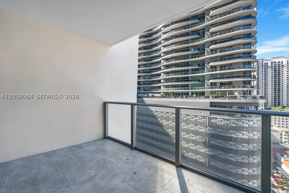 1010 Brickell Ave #1810, Miami FL 33131