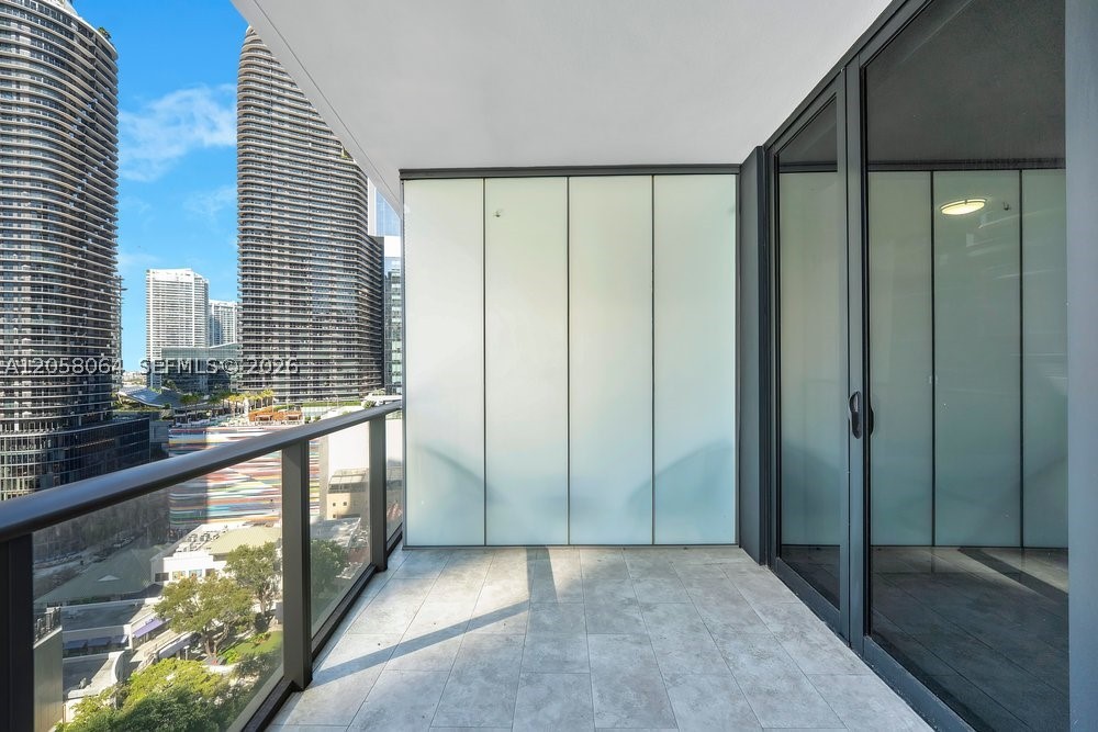 1010 Brickell Ave #1810, Miami FL 33131