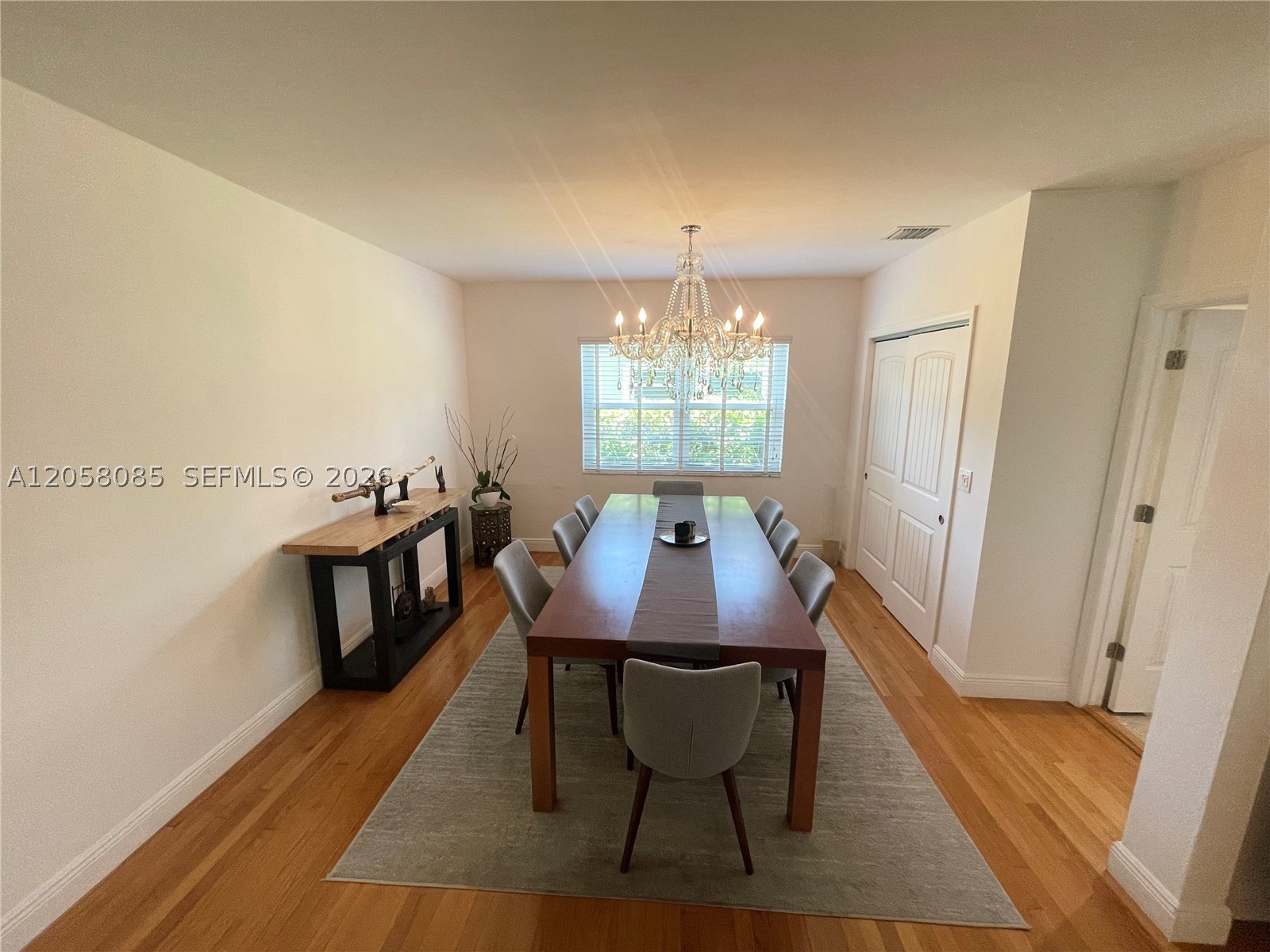 1116 Biarritz Dr, Miami Beach FL 33141