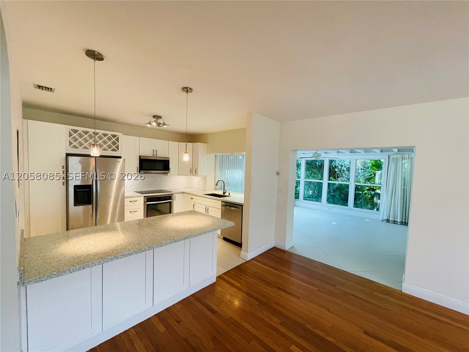 1116 Biarritz Dr, Miami Beach FL 33141