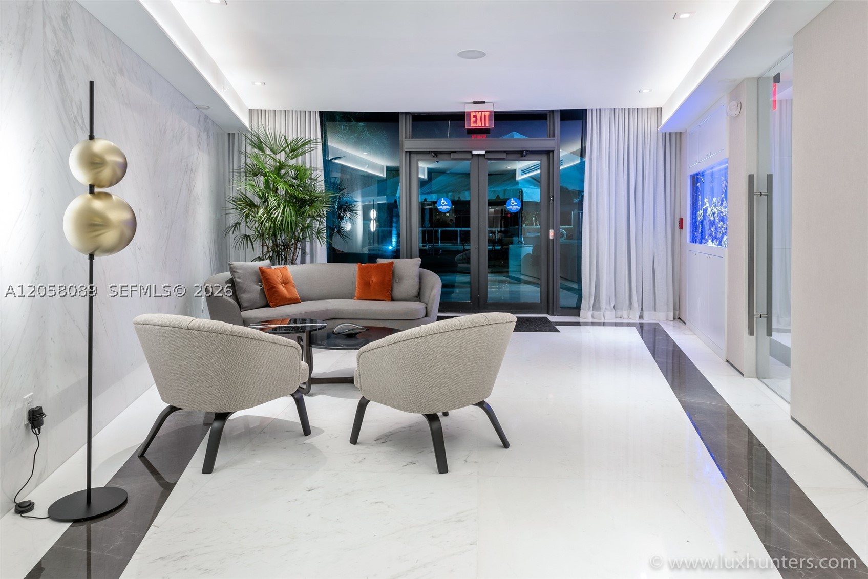 300 S Pointe Dr #1504, Miami Beach FL 33139