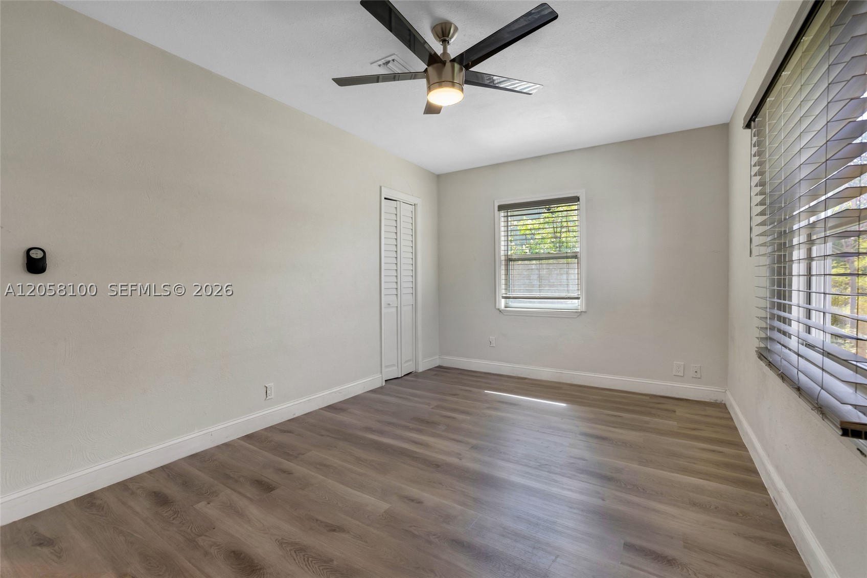 3405 Robbins Rd, Pompano Beach FL 33062