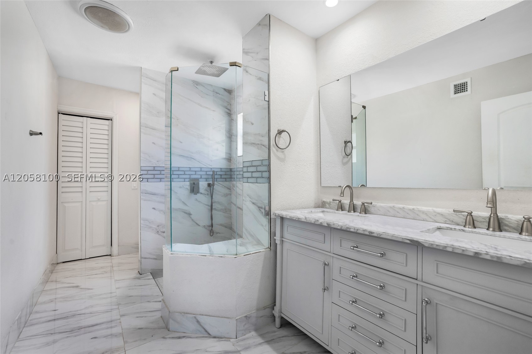 3405 Robbins Rd, Pompano Beach FL 33062