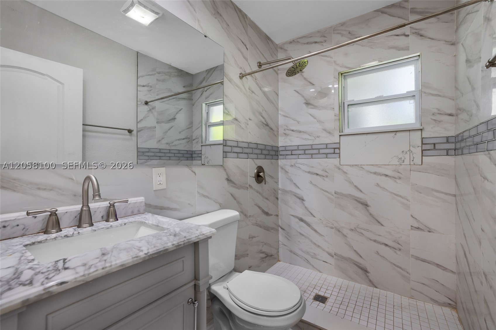 3405 Robbins Rd, Pompano Beach FL 33062